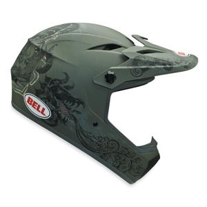 Downhill/BMX p�ilba Bell Drop 10 matte olive/black crest Stoj�te v nap�t� na startovn� ���e a nebo jen tak p�em�t�te, zda v�n� zkusit tuhle pekelnou lajnu? BMX, DH, freeride, four-cross - je to jenom na v�s, gravitace se d� vyu��t r�zn�m zp�sobem. Bell 