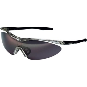 Speed Blade br�le �ir�/�ern� Br�le ve stejn�m designu jako p�ilba Tremor Tribal. - balen� zahrnuje dal�� 2 v�m�nn� zorn�ky - br�le jsou prod�v�ny v neoprenov�m pouzd�e - �prava zabra�uj�c� ml�en� br�l� - 100% UV filtr -... Cratoni