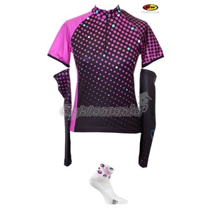 Dres Northwave Points d�msk� black + n�vleky + pono�ky Curly Pohledn� d�msk� cyklistick� dres s p�il�hav�m st�ihem. V bal��ku od n�s obdr��te dres, odn�mateln� n�vleky a pono�ky Curly. Northwave 