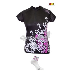 Dres Northwave Aren d�msk� black/violet + pono�ky Curly Kvalitn� d�msk� cyklistick� dres s lehkou jarn�m designem. Kr�tky zip, 3 otev�en� zadn� kapsy a reflexn� prvky. Pohodln� pono�ky Curly pro vysok� komfort. Northwave 