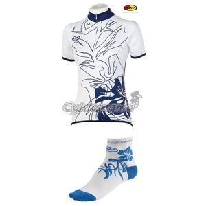 Dres Northwave Elisir d�msk� blue/white+ pono�ky Elisir V�konostn� p�il�hav� st�ih z kolekce Graphics 09 Woman inspirovan� hv�zdn�m designem vynikaj�c�m kvalitou a kr�sou. Dres navr�en� pro cesty z prody�n�ho materi�lu a se stoj��kem. Pono�ky Elisir... Northwave 