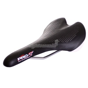 Sedlo PRO-T MTB Race 4148 St�edn� tuh� MTB sedlo inspirovan� z�vodn�m tvarem. Perforovan� syntetick� k��e, plastov� tu��� spodn� kostra. Uchycen� pomoc� standardn�ch ly�in na sedlovku. 
Ly�iny: Fe 
Potah: synt.... Pro-T