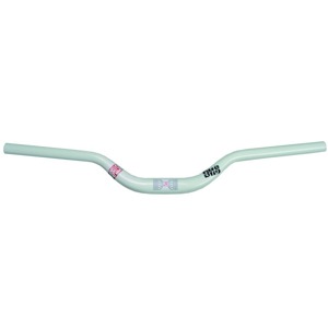 ��d�tka pro sjezdov� discipl�ny 
Materi�l: Al2014 dvakr�t zeslabovan� 
���ka: 680mm 
��d�tka: 31,8mm 
Pr�hyb: 45mm 
V�ha: 315 g 
Barvy: b�l�, �ern�