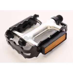 Rozm�ry: 9 x 6,5 x 2 cm 
Materi�l: dural/Fe 
Ur�en�: MTB 
Konstrukce: lo�iskov� 
Vroubkovan� protiskluzn� povrch 
Demontovateln� odrazky 
Zbo�� je dod�v�no v p�ru