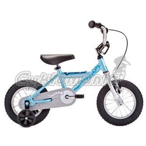 D�tsk� kolo Pidapi Junior ALU 12'' - sv�tle modr� Nejmen�� model d�tsk�ho kola s pevn�m odleh�en�m r�mem, zadn� i p�edn� brzdou, bezpe�nostn�mi kryty ��d�tek a p��davn�mi kole�ky. Yedoo