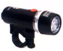 Sv�tlo p�edn� PRO-T 5 Ultra diod 5 ultra LED diod s vysok�m v�konem. Vhodn� nejen pro cyklistiku, ale tak� pro turistiku a kempov�n�. Bezpe�nostn� pr�svitn� prou�ek. Pro-T 