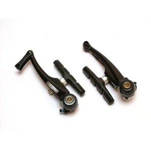 Brzdov� �elisti TEKTRO V-brake 839 dural Sada dvou brzdov�ch �elist� (p�edn� + zadn�) 
Materi�l: dural 
D�lka brzdn� plo�ky: 7 cm 
Botky jsou zahnut� do tvaru r�fku 
Typ brzd: V-brake 
Barva: �ern�, st��brn� Tektro
