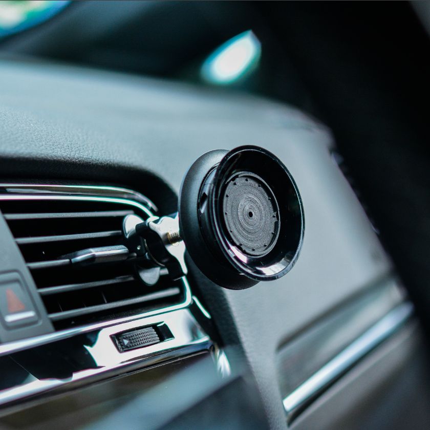 Magnetický držák na mobil do auta Fidlock Vacuum