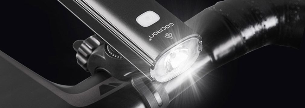 Světlo přední Gaciron V20C-400 USB